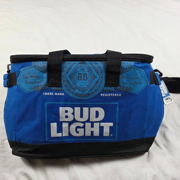 Bud Light Soft Sided Cooler Beverage Bag With Token Key Chain Beach Travel - Picture 1 of 8